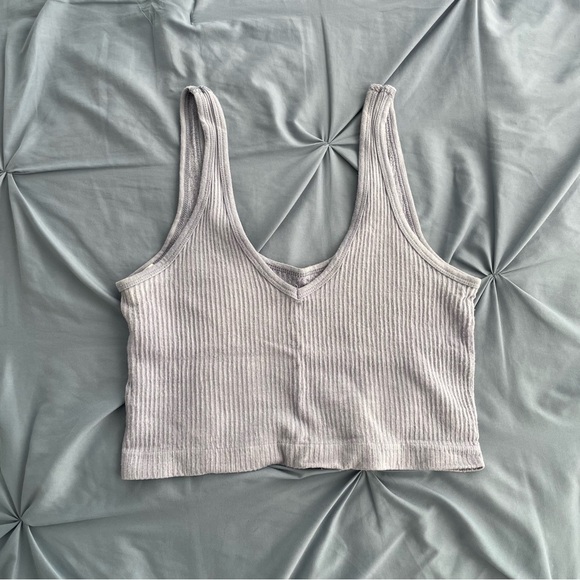 Urban Outfitters ribbed cami tank top - Picture 1 of 3